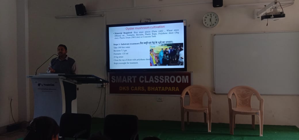 Mashroom culture training programme at Indira Gandhi Agriculture college Bhatapara