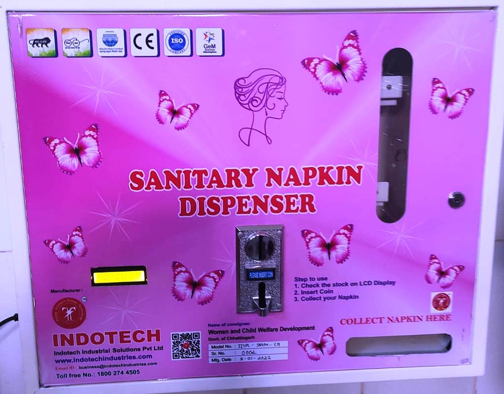 Govt. G. N. A. P.G. College, Bhatapara | Govt. College Bhatapara-Sanitary Napkin Vending Machine installed ind Girls Common Room